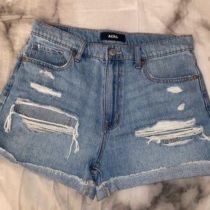Aero high-waisted Mom jean shorts